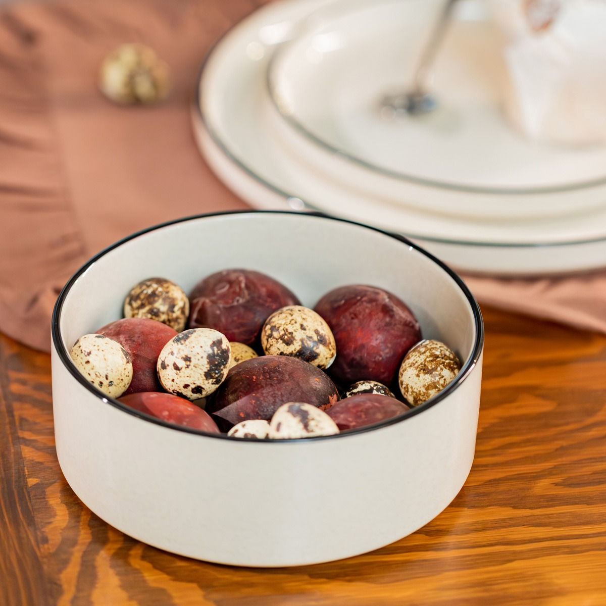 Miska AZRA z czarnym rantem 16 cm