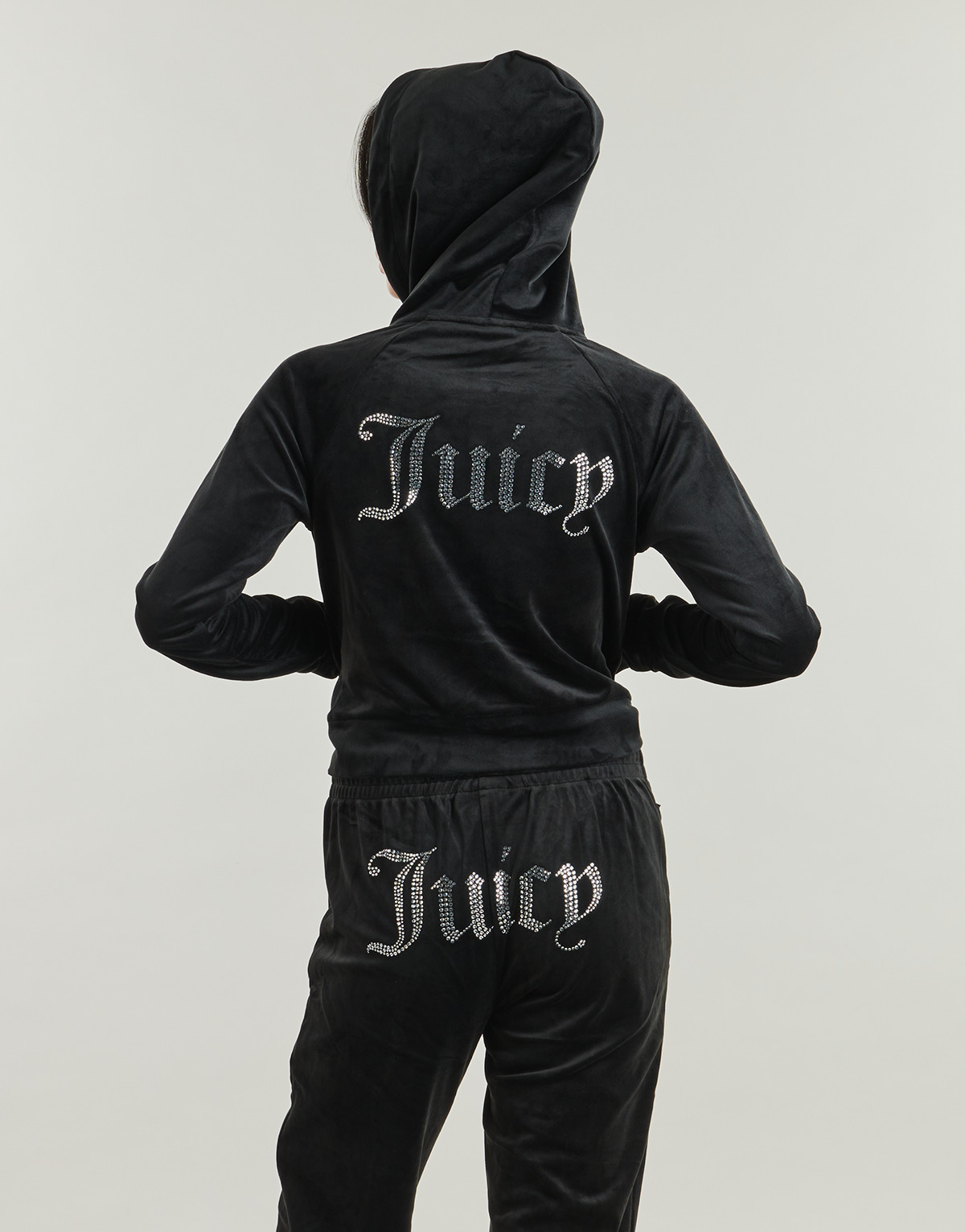 Juicy Couture - Madison Classic Velour Hoodie With Juicy  Logo - Black