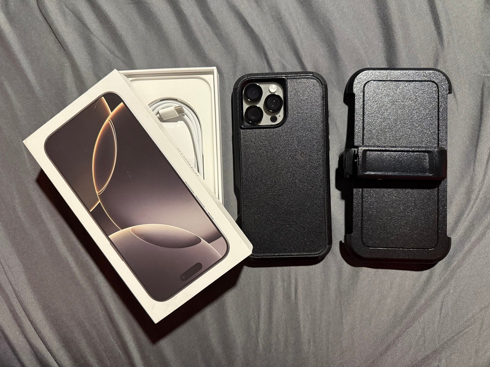 Apple iPhone 16 Pro Max 256GB Natural Titanium AT&T w/ Extras