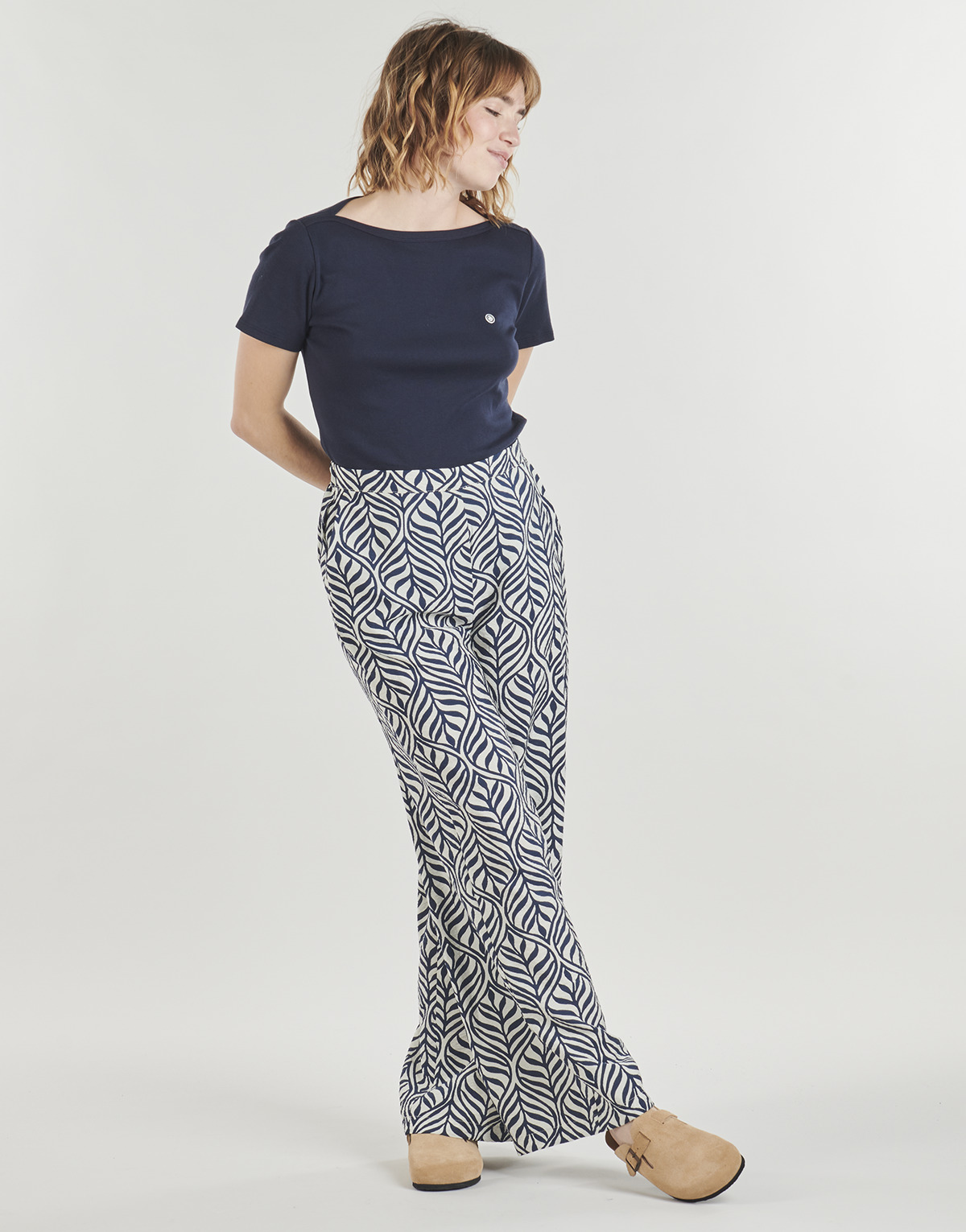 Vero Moda - VMJOSIE HW WIDE PANT - White / Marine