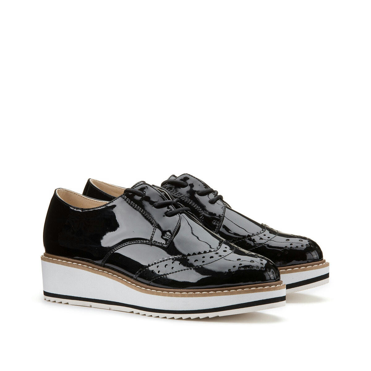 Derbies compensés en vernis