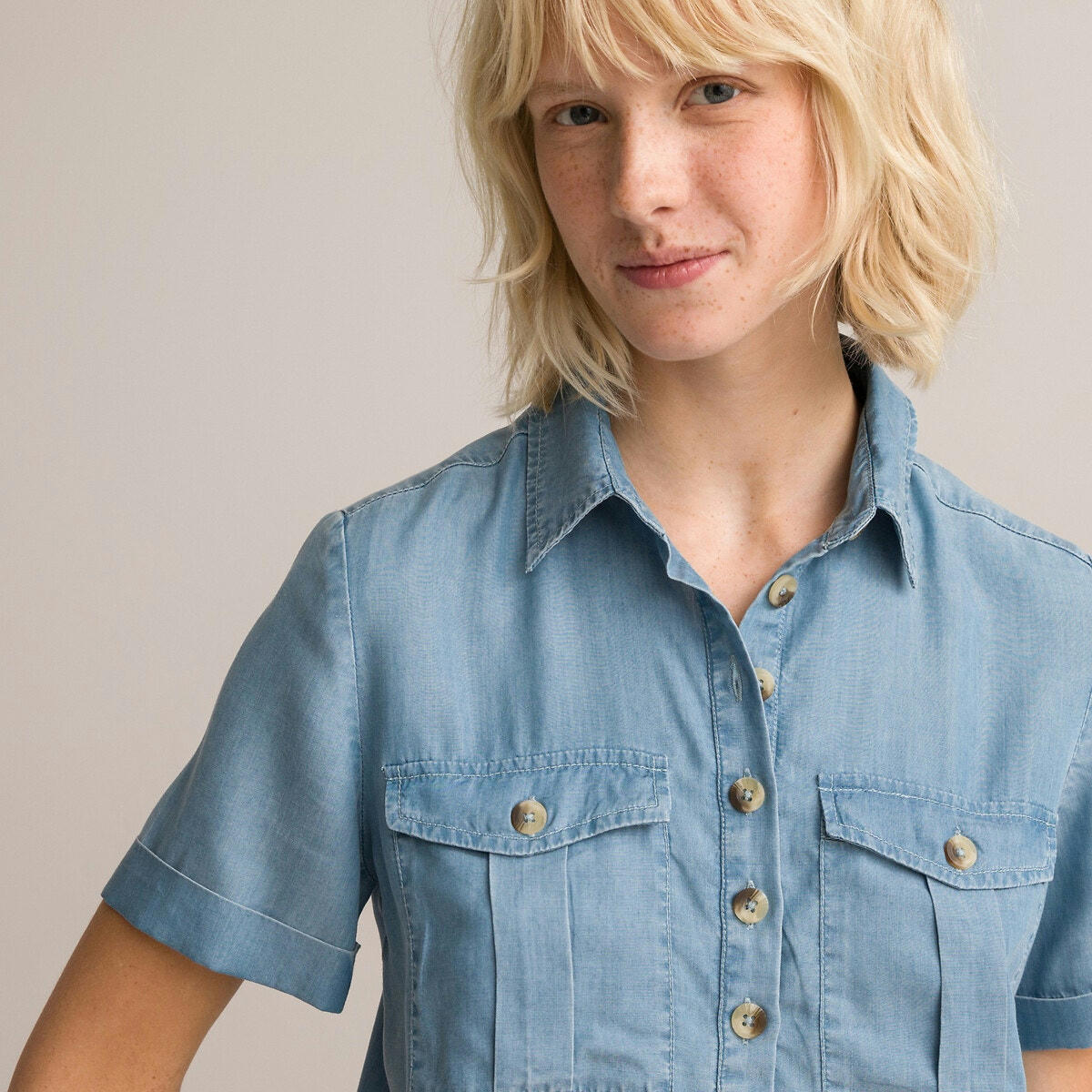 Robe droite courte en denim léger lyocell