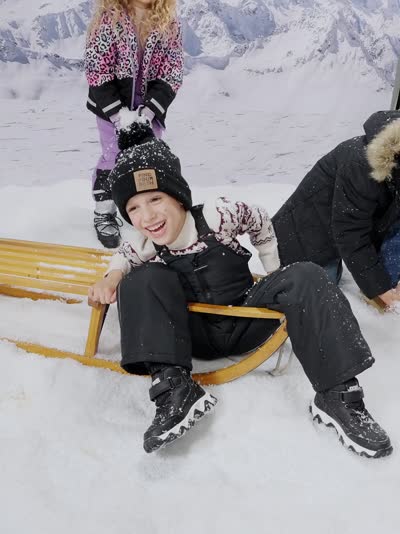 Strukturalny sweter