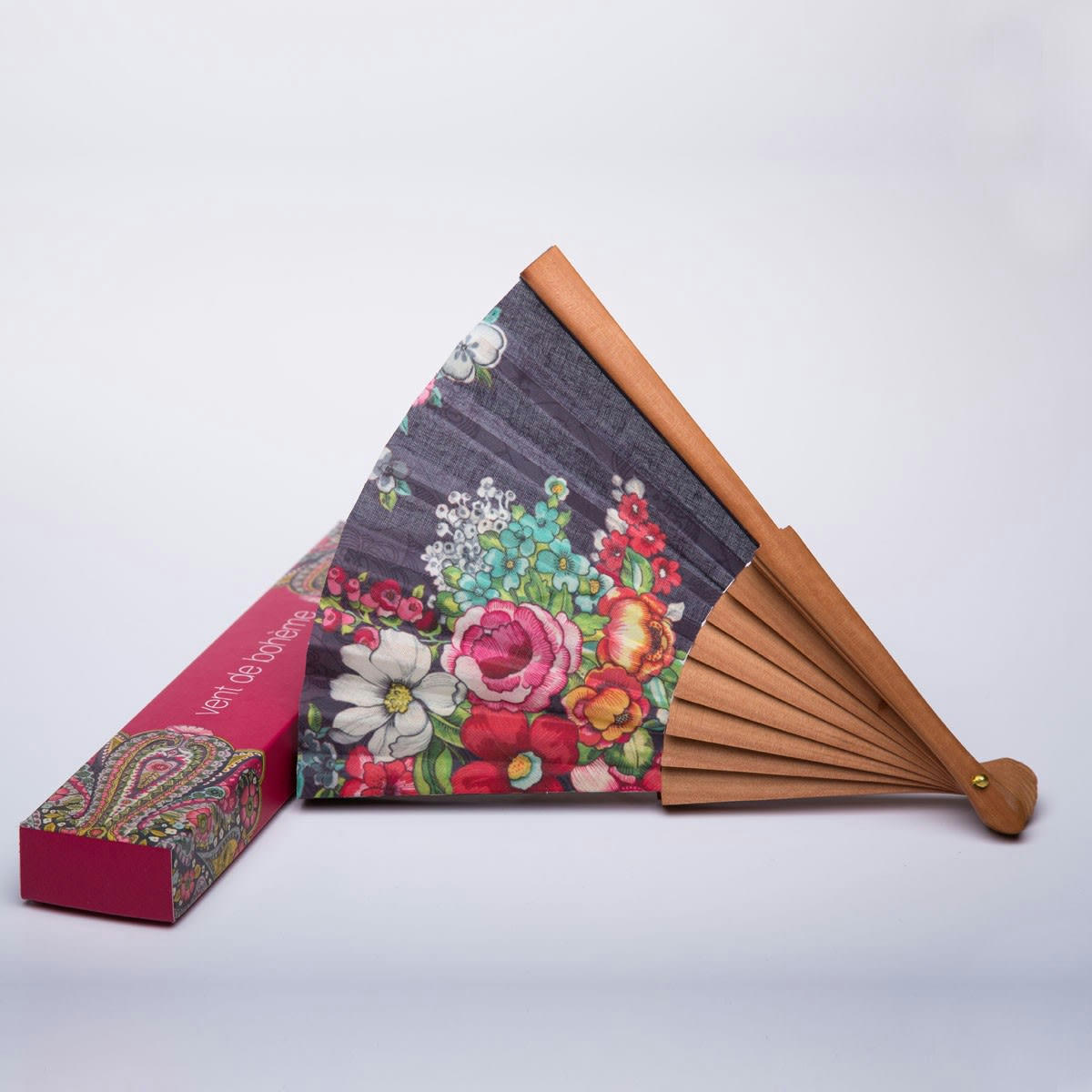 HANAMI - Éventail en bois de merisier et coton imprimé fleuri Noir