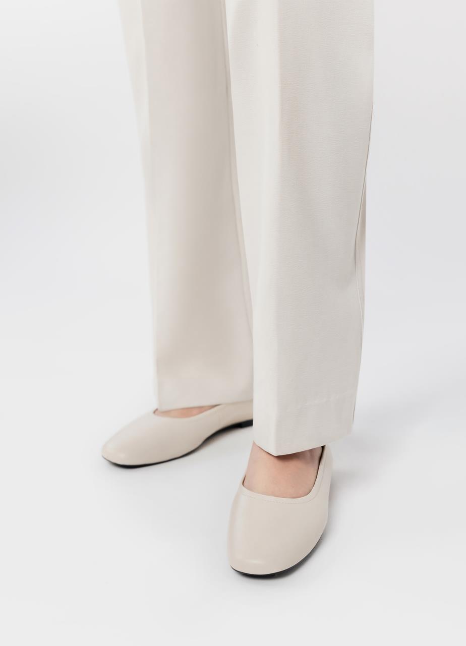 Jolin Ballet Flats