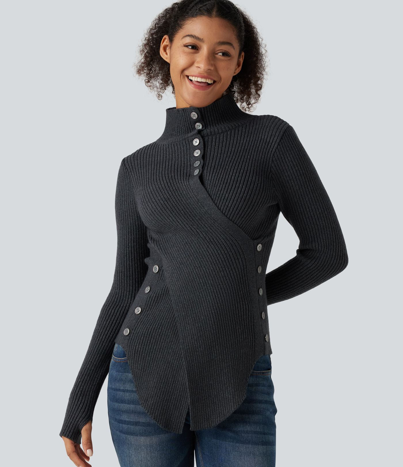 Pull de bureau ajusté en maille côtelée à col montant, manches longues, passe-pouces et ourlet croisé
