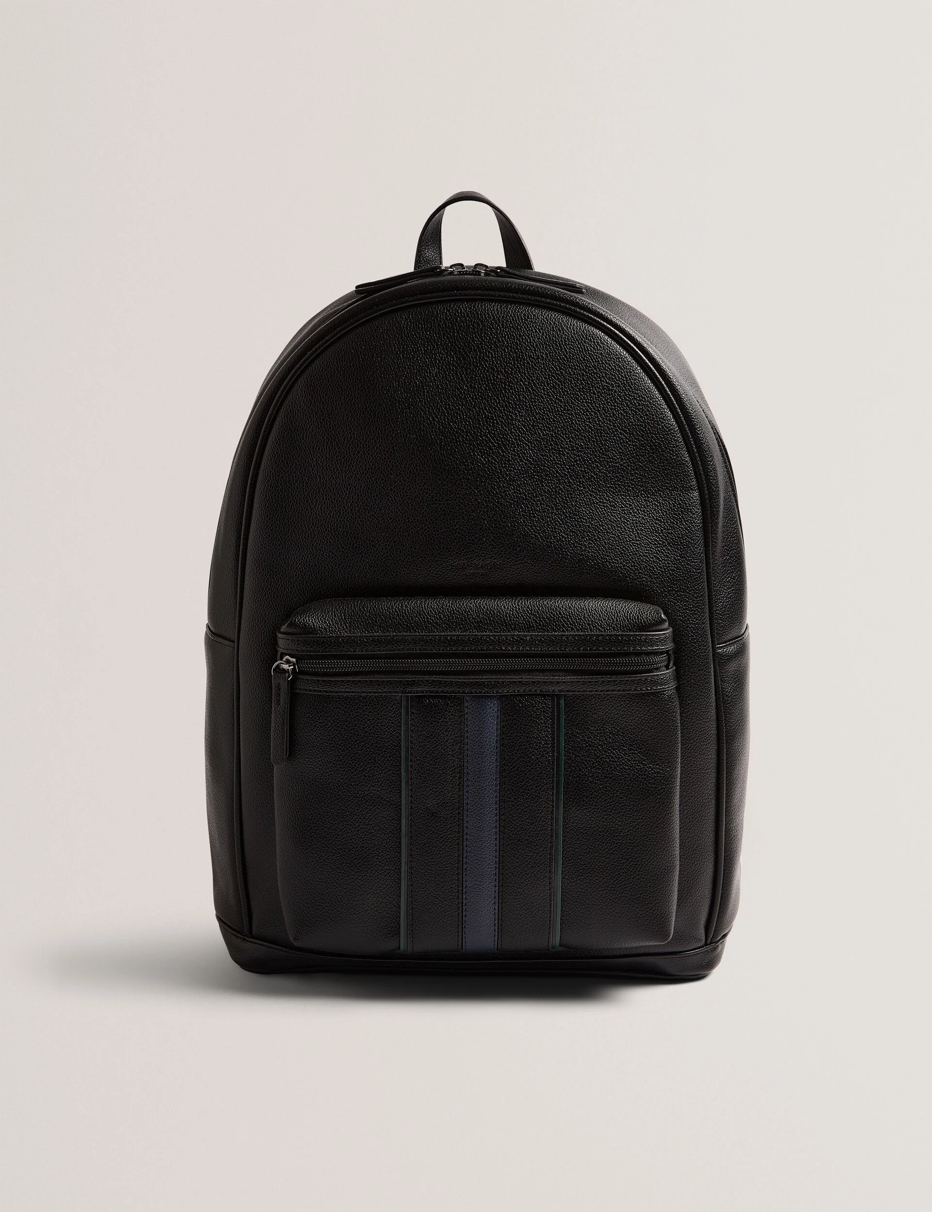 KEVIIN | BLACK