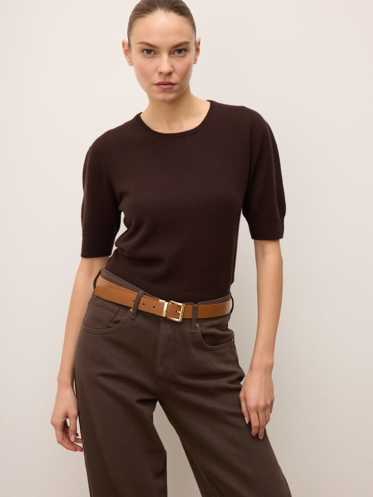 Double-sided leather strap in brown colors