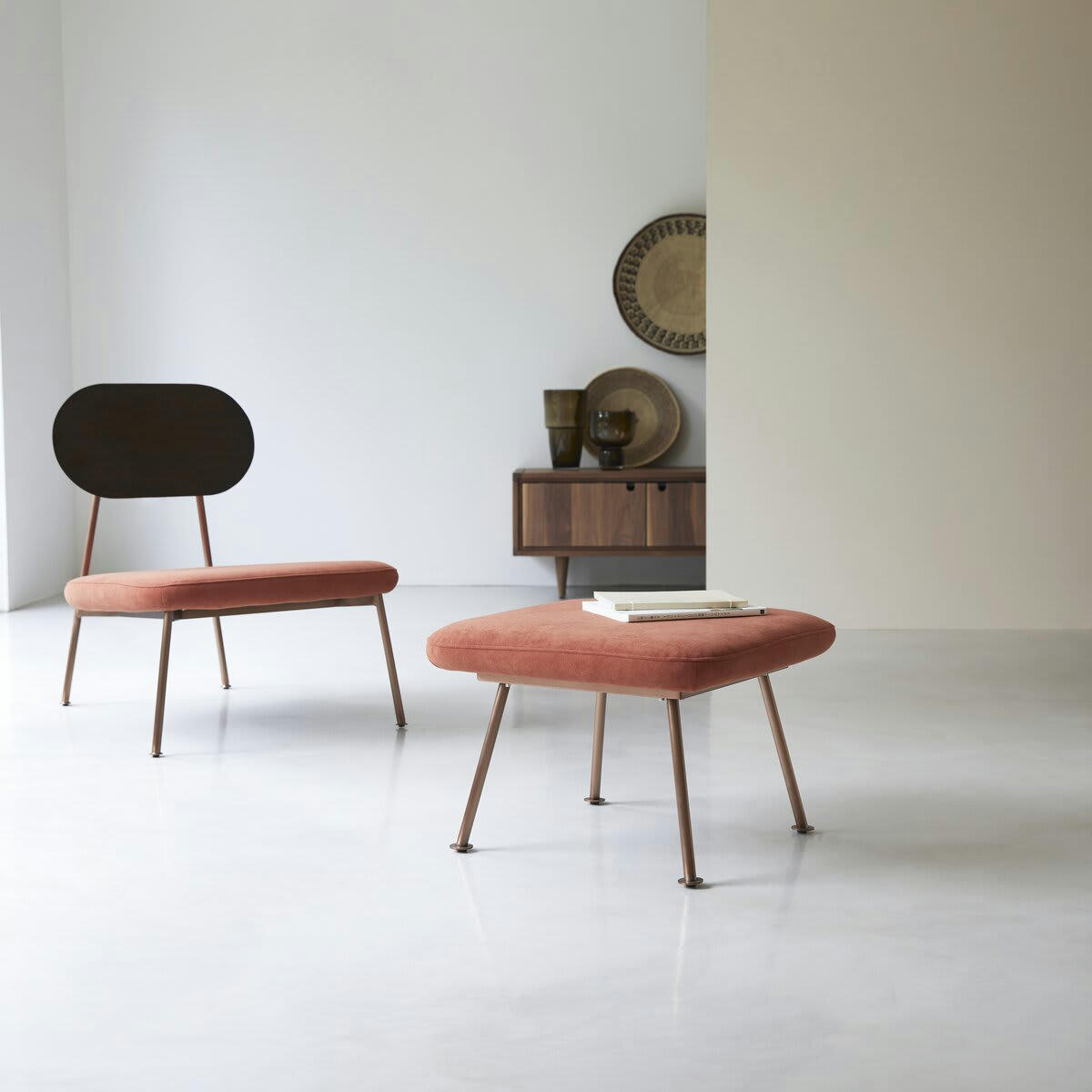 YUTAPI - Tabouret Sienna en velours
