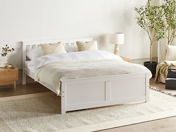 Lit avec sommier Bois de pin OLENDON 140 x 200 cm Blanc