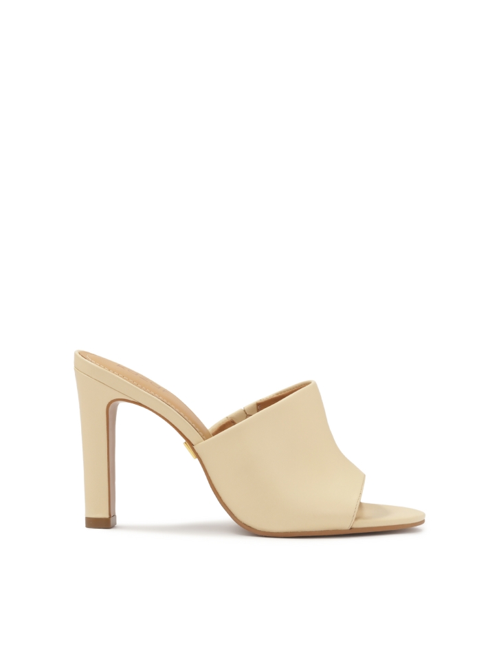 Bright leather heeled mules