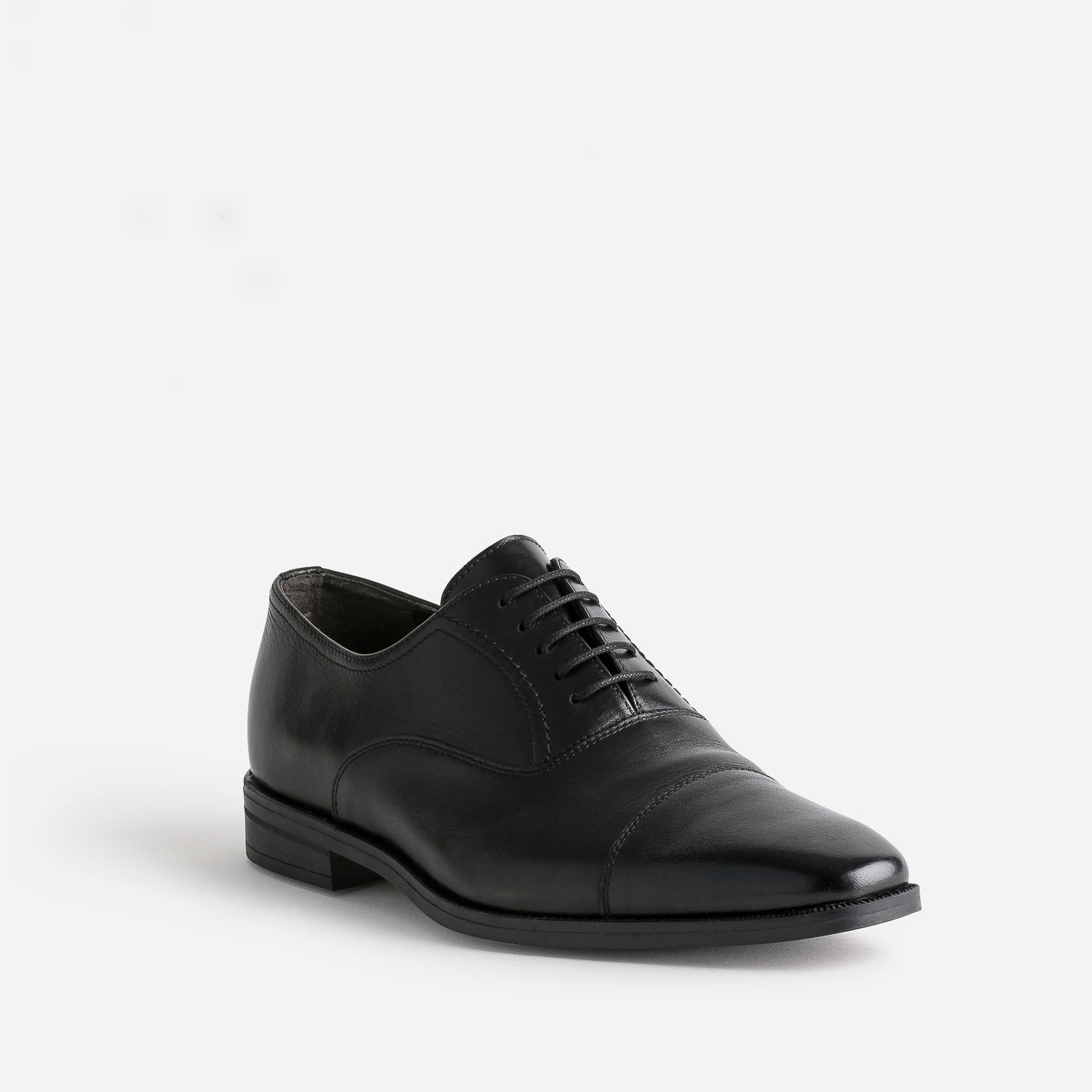Richelieu noir en cuir