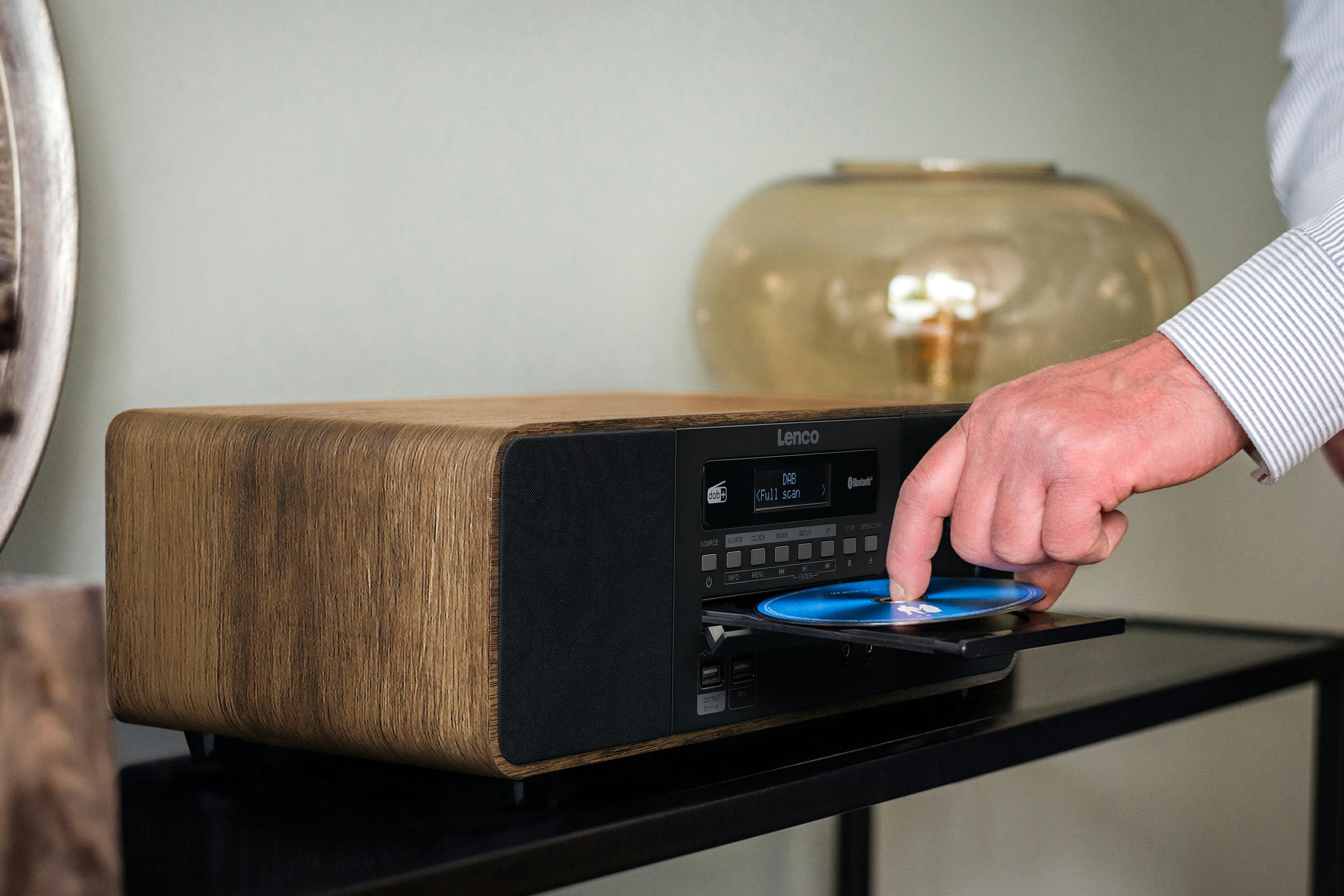 - Radio stéréo dab+ fm cd en bois