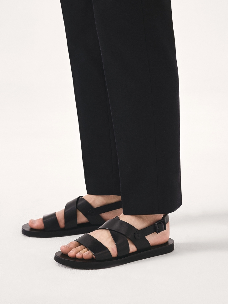 Leather black buckle sandals