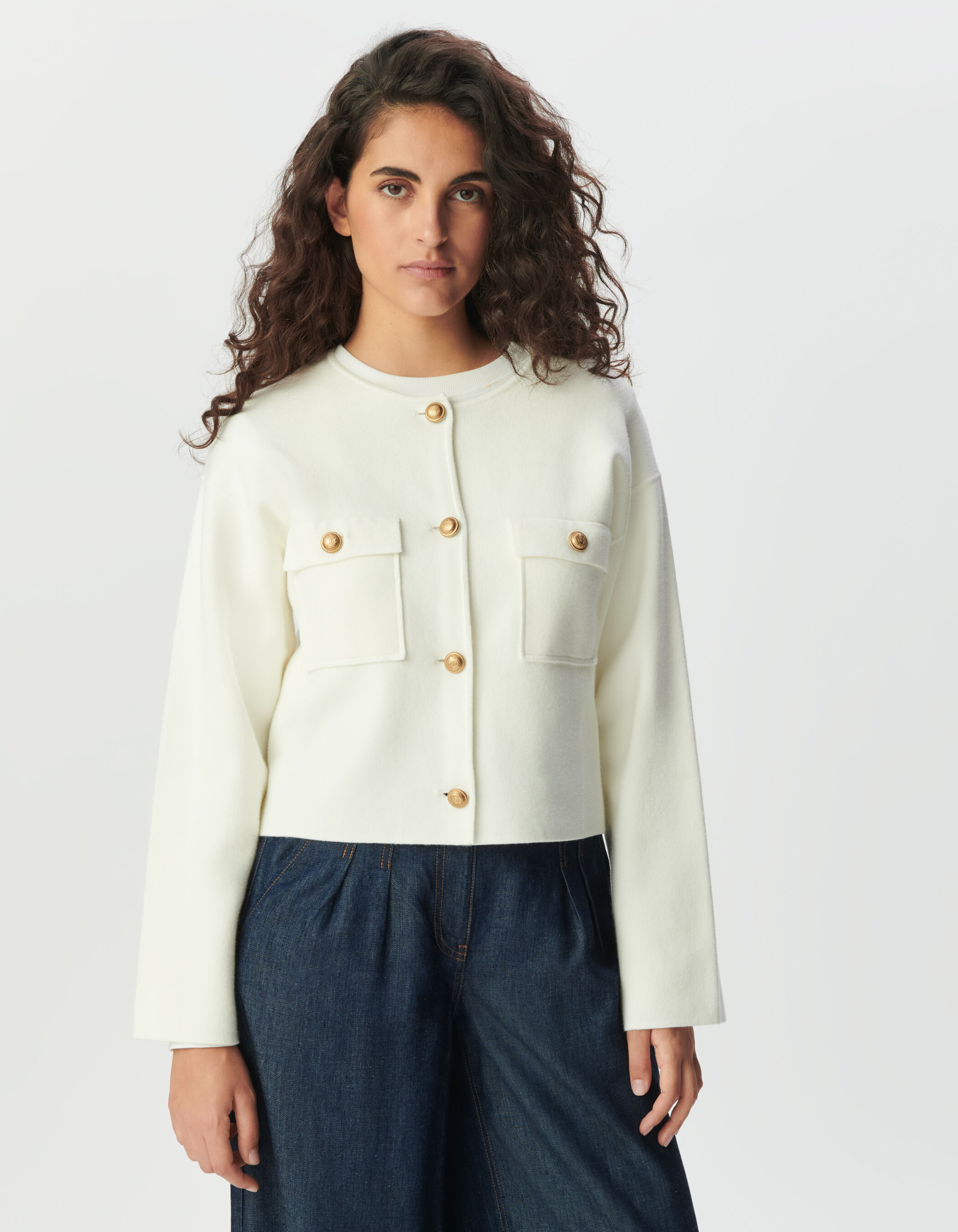 Cardigan court blanc tricot poches plaquées Femme