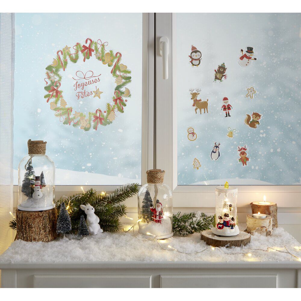 Décoration de fenêtre couronne de No&euml;l sapin