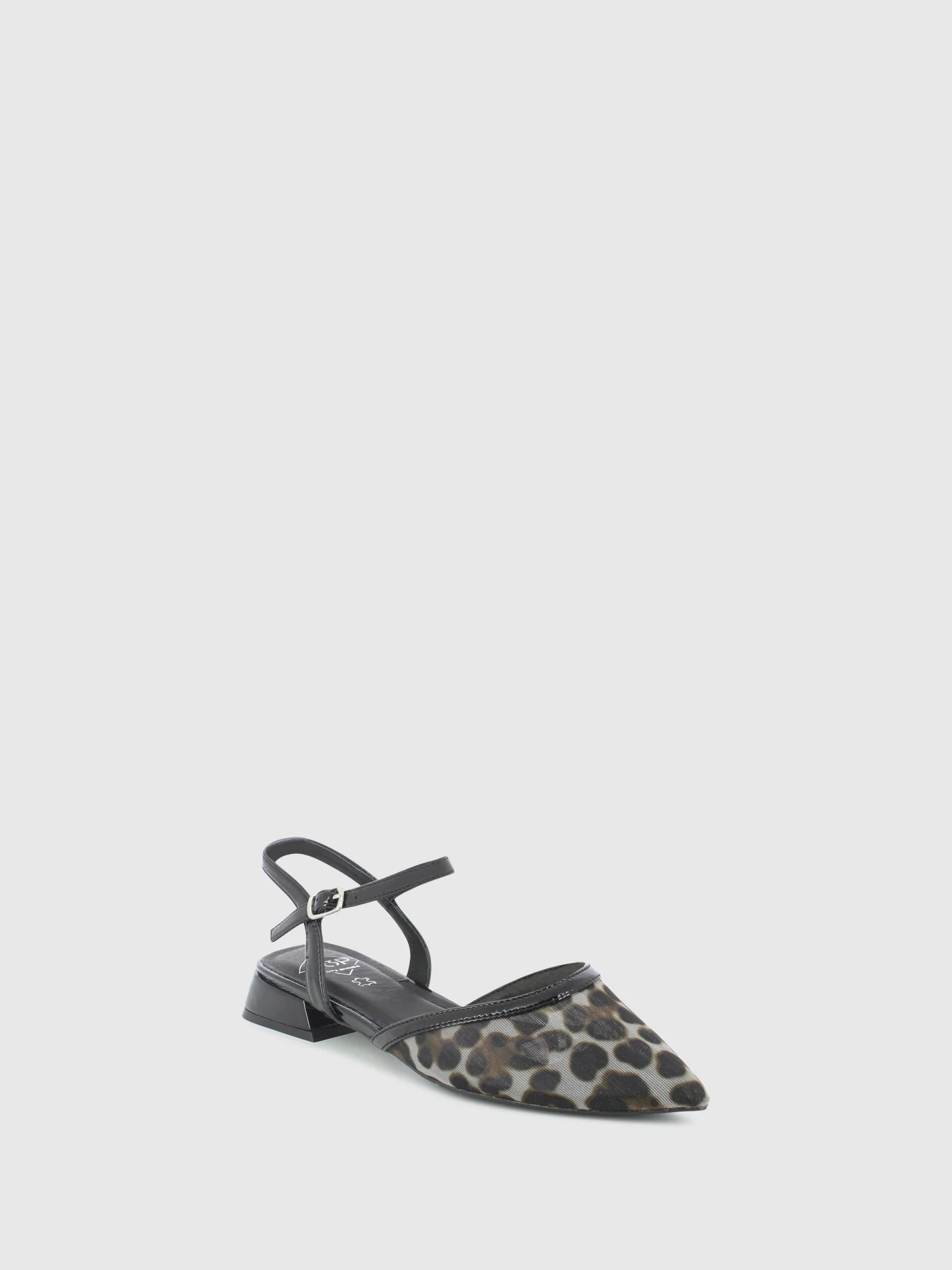 Sandálias com Fivela em Preto