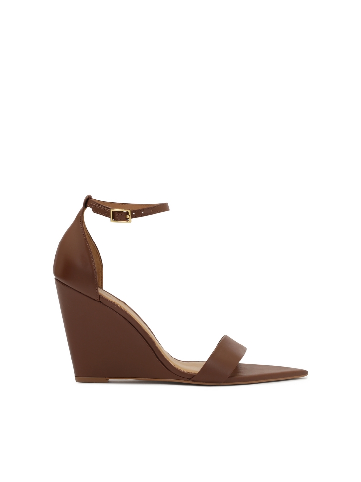 Brown leather sandals with a platform heel