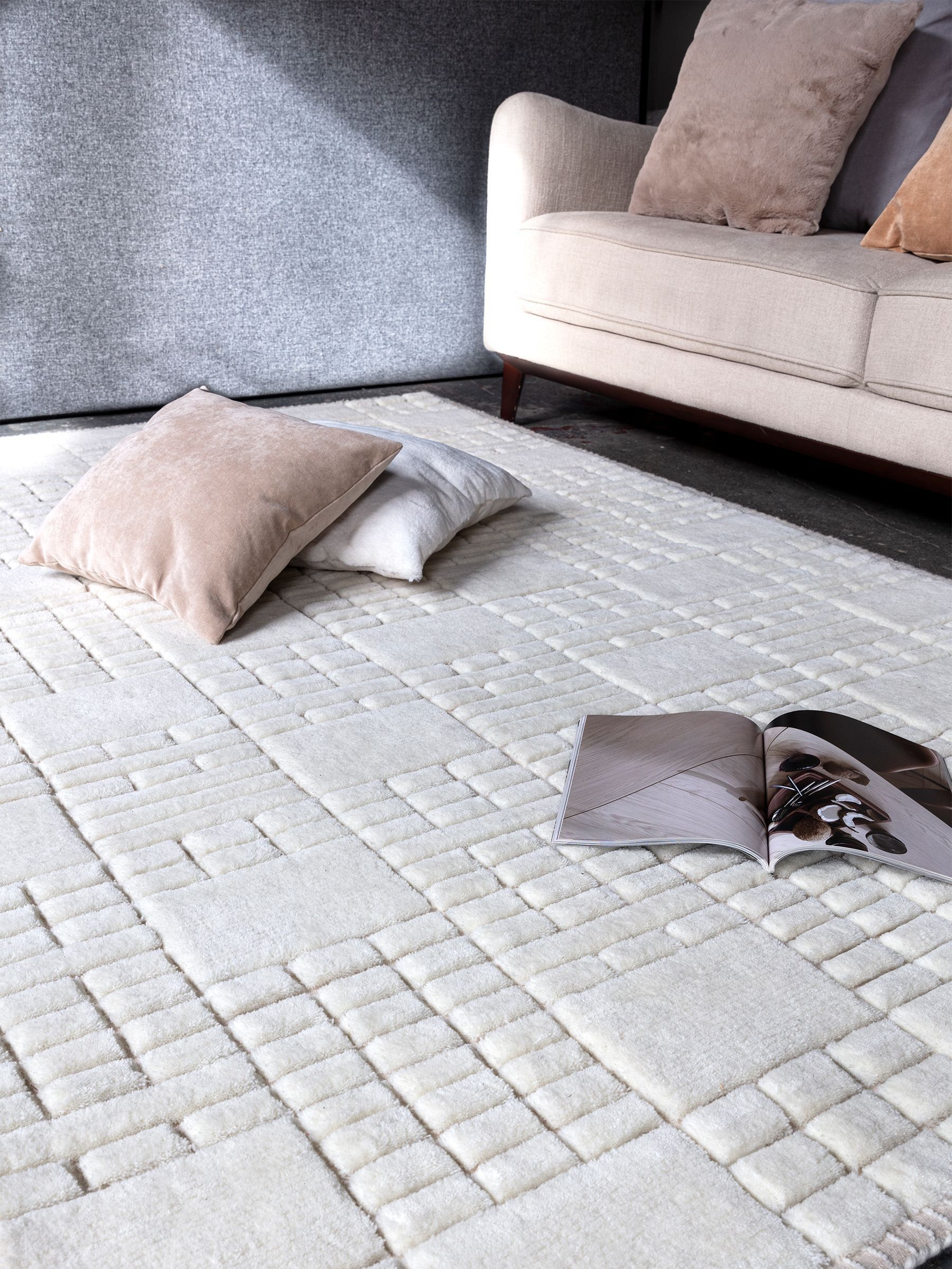 Asiatic Rugs Cream Empire Hand Tufted Wool Rug