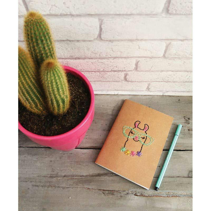 LAMA - Kit carnet à broder lama