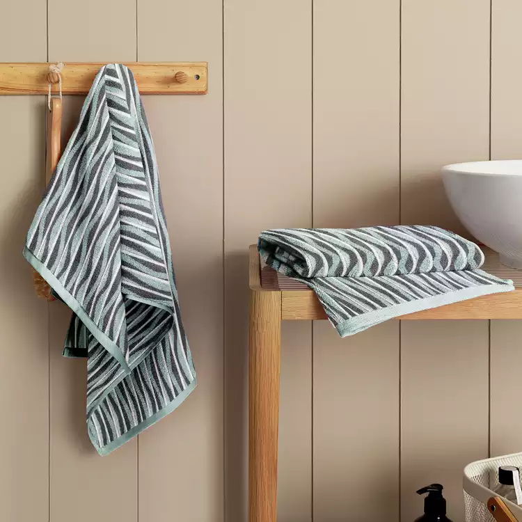 Habitat Retro Wave 2 Pack Face Cloth - Multicoloured