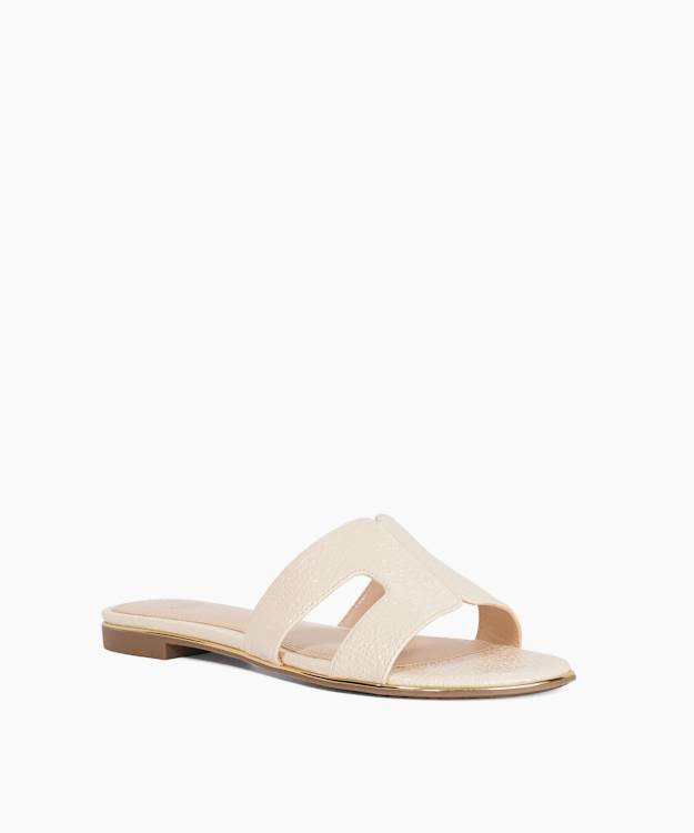 Ludlows Ecru - Flat Boucle Sandals