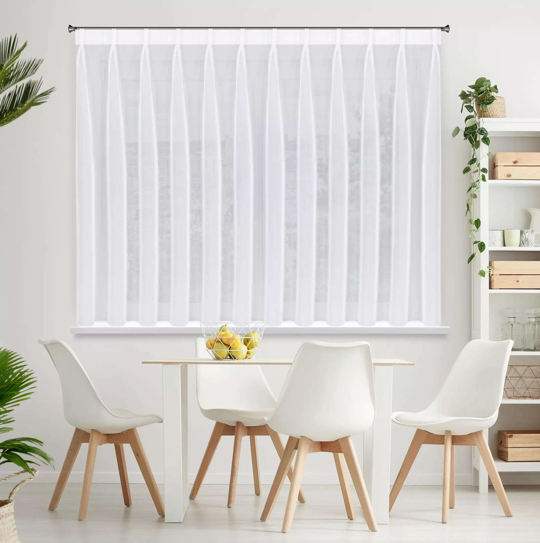 Firana biała z gładkiego mlecznego woalu wykończona szwem obciążającym VIOLET 300x170 cm flex 1:2