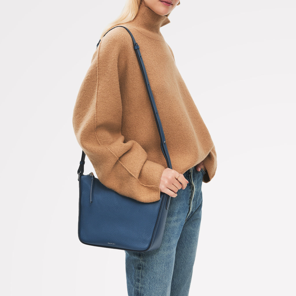 Oak Street - Medium Ziptop Cross Body