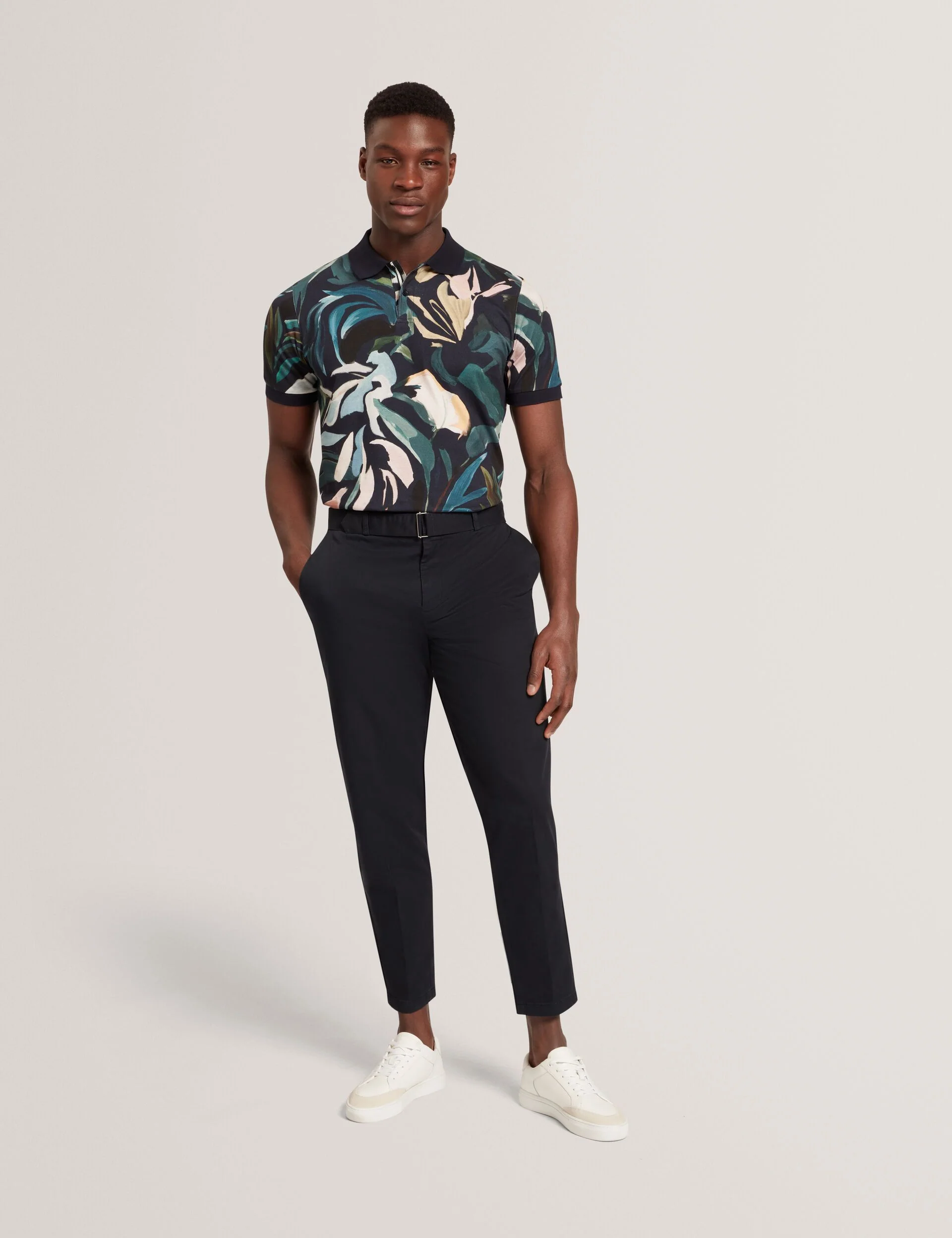 ARMODO | BLACK