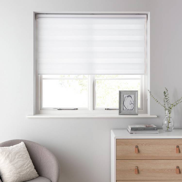 Habitat Day and Night White Roller Blind - 90cm