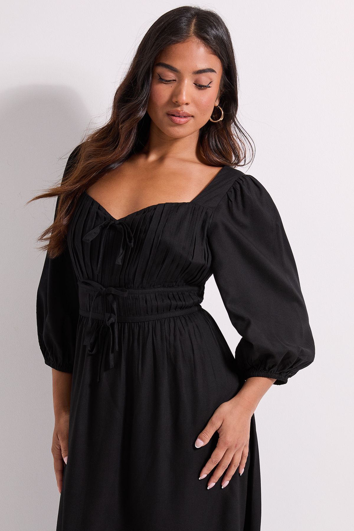 Dorothy Perkins Petite Shirred Bodice Tie Detail Sweetheart Midi Dress