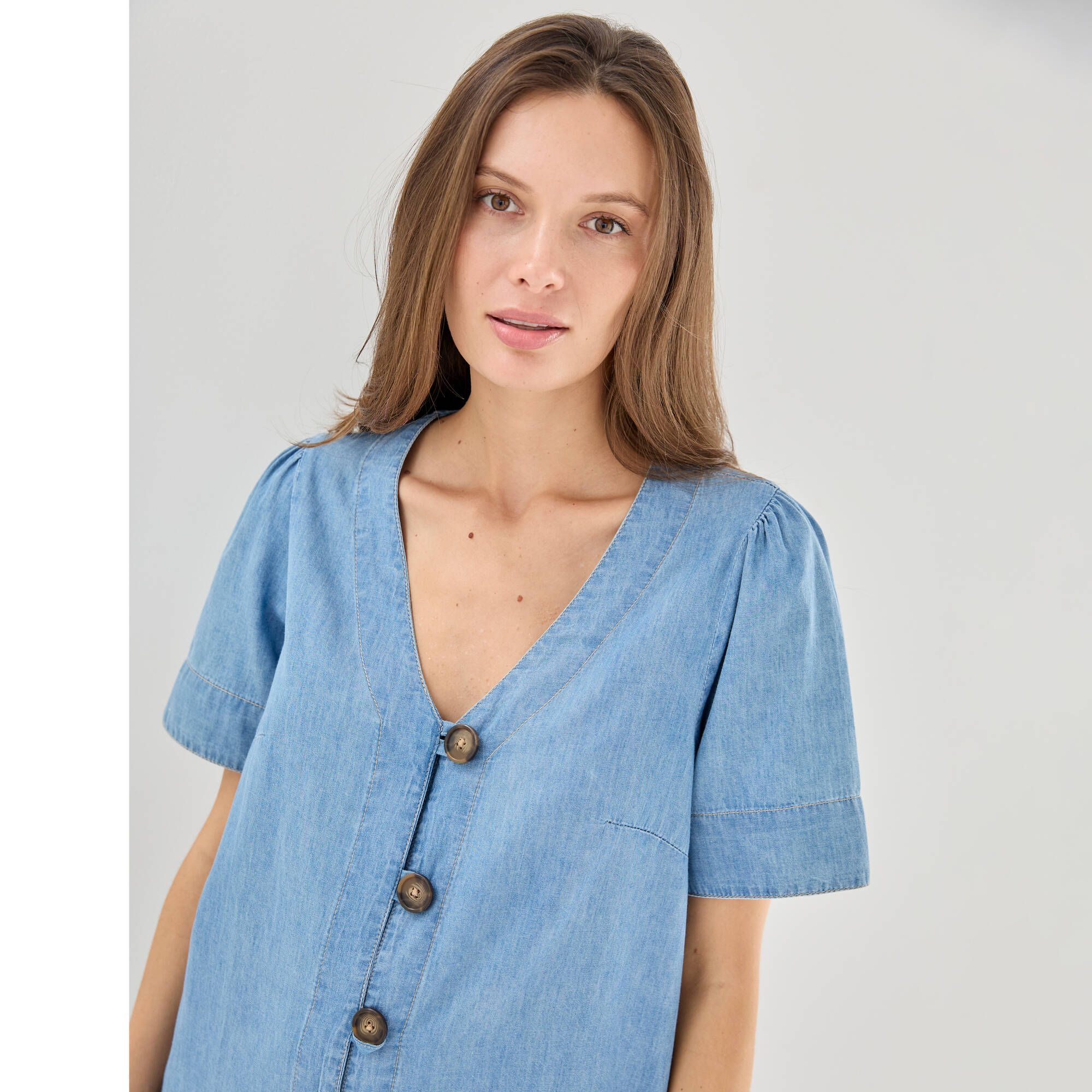 Robe housse boutonnée, jean léger