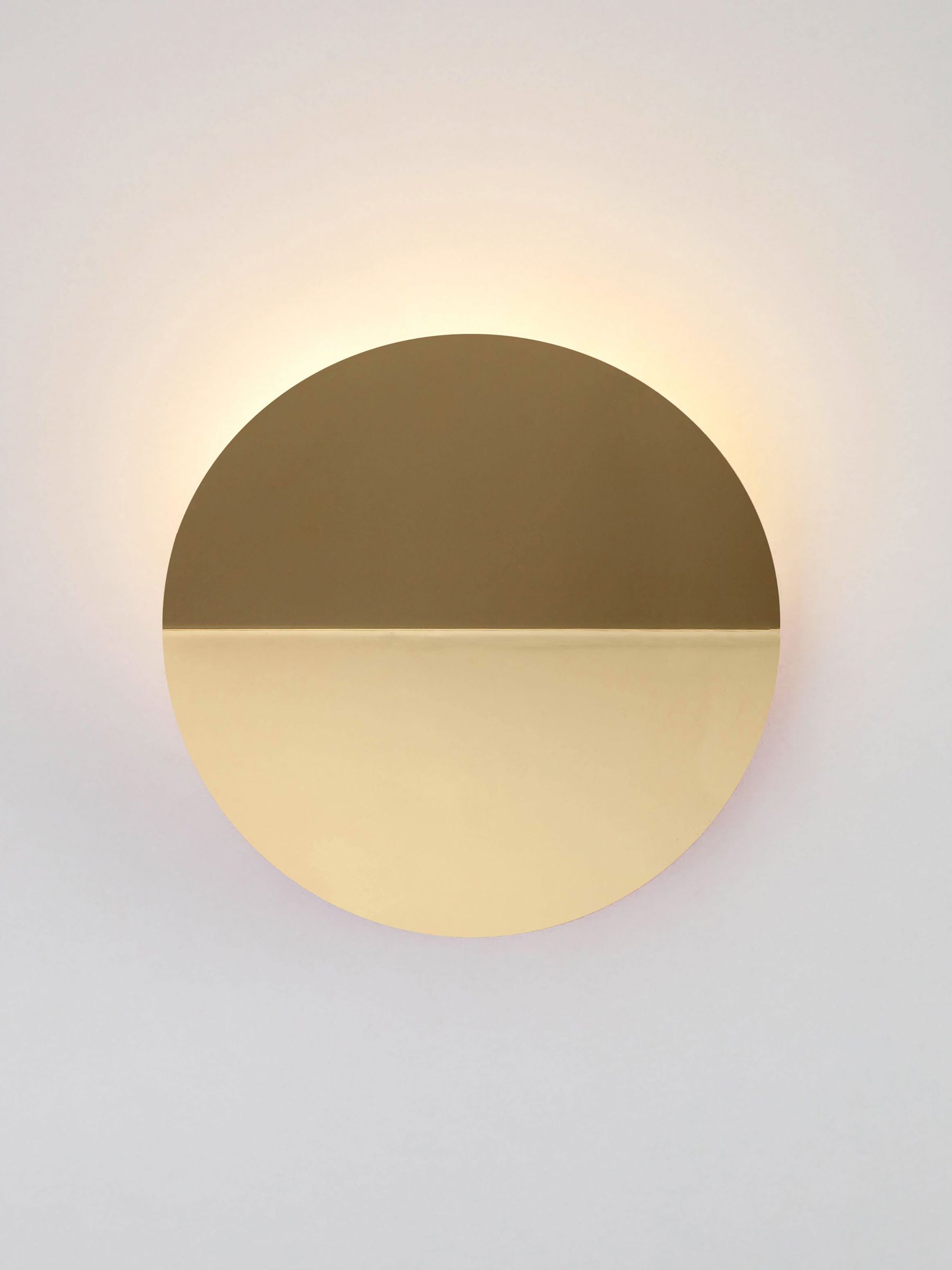 Houseof. Brass Round Diffuser Wall Light