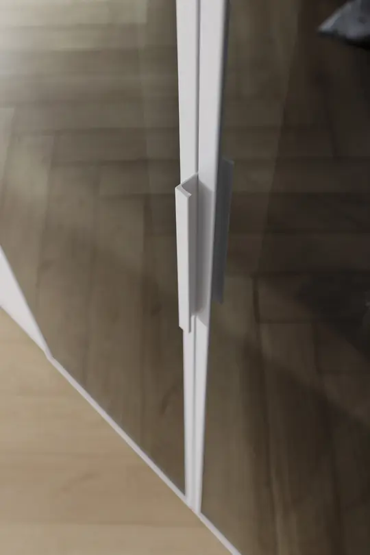 Drehtürenschrank Skat