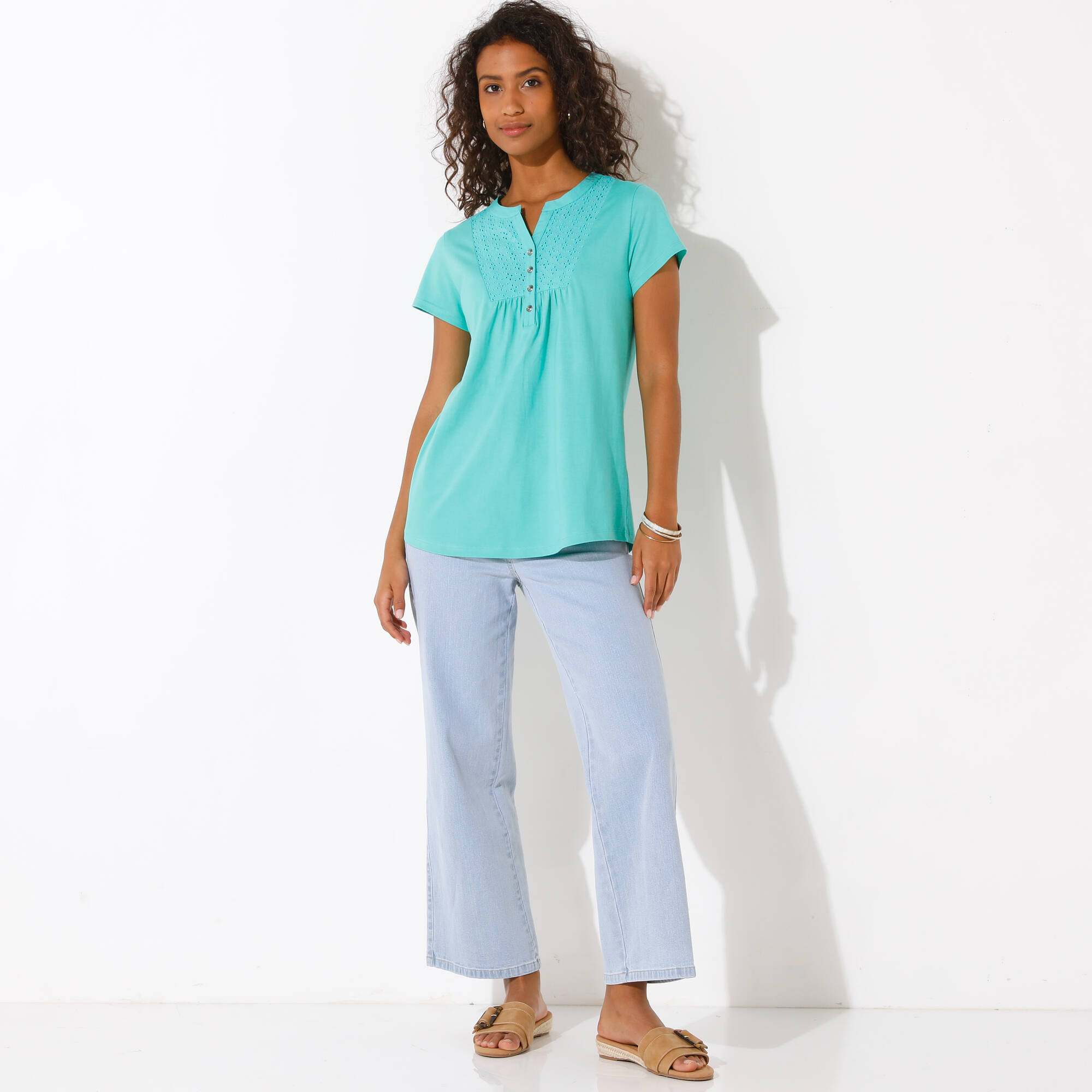 T-shirt col tunisien manches courtes, broderie anglaise