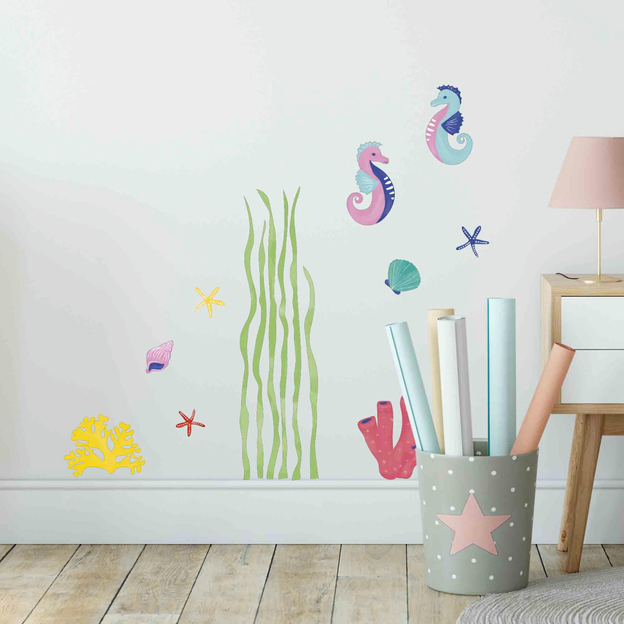 - Sticker Mural Animaux Marins