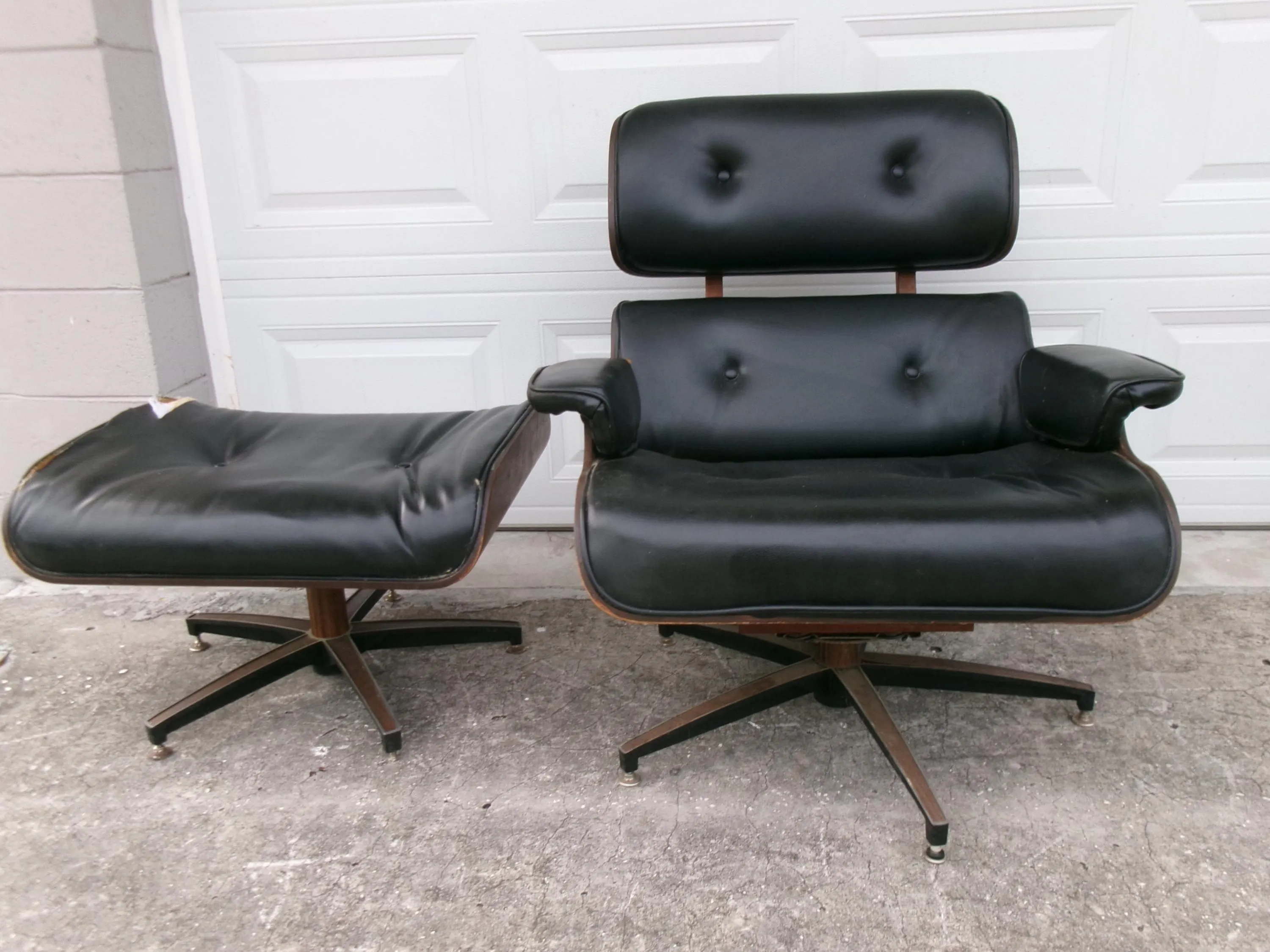 Vintage Iconic Bentwood Lounge Chair + ottoman Charlton Co in the STY Plycraft Selig Frank Doerner Eames Era Mid-century Modern MCM Retro