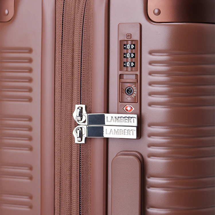 The Berlin - Sienna Extandable carry-on suitcase