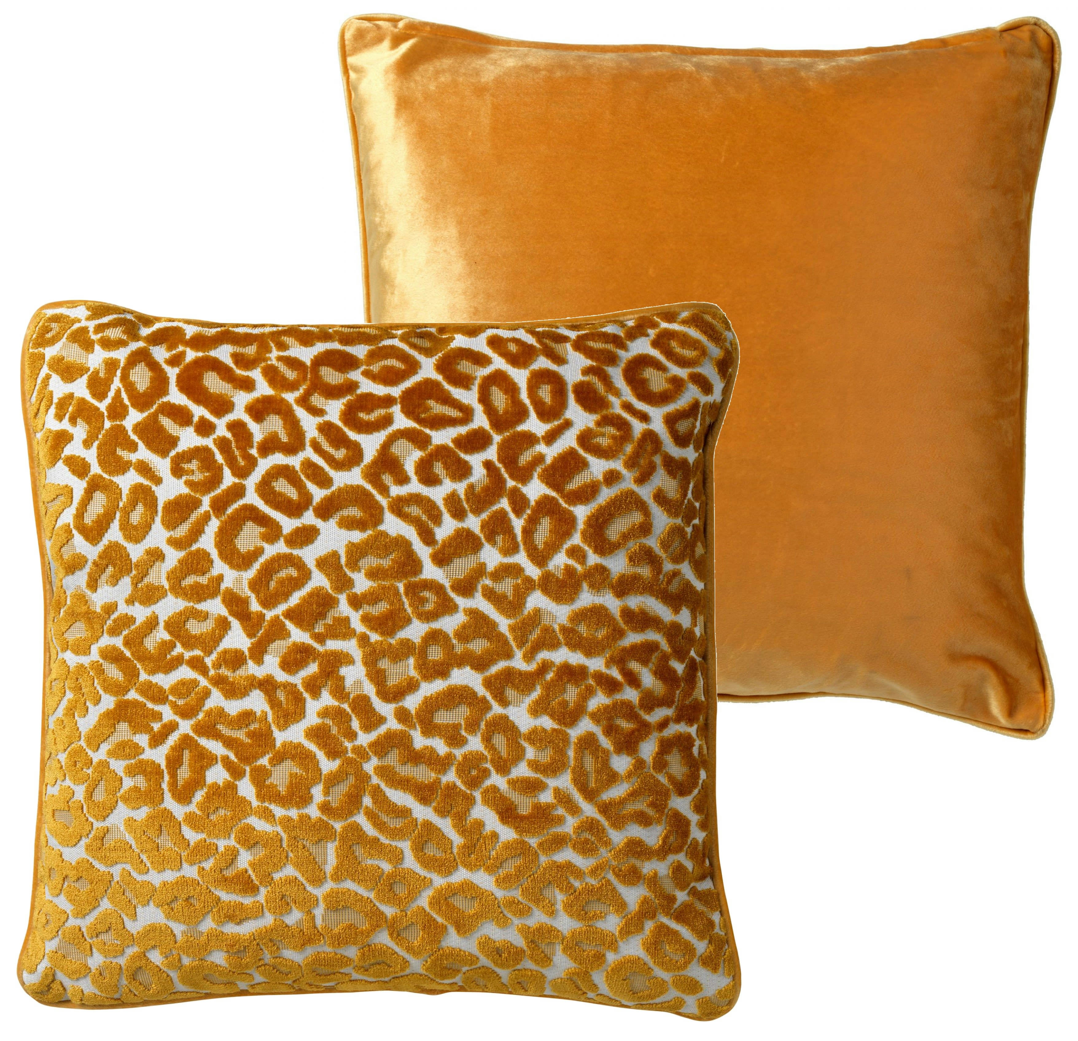 LEONA - Coussin - jaune en velours 45x45 cm avec imprimé animalier