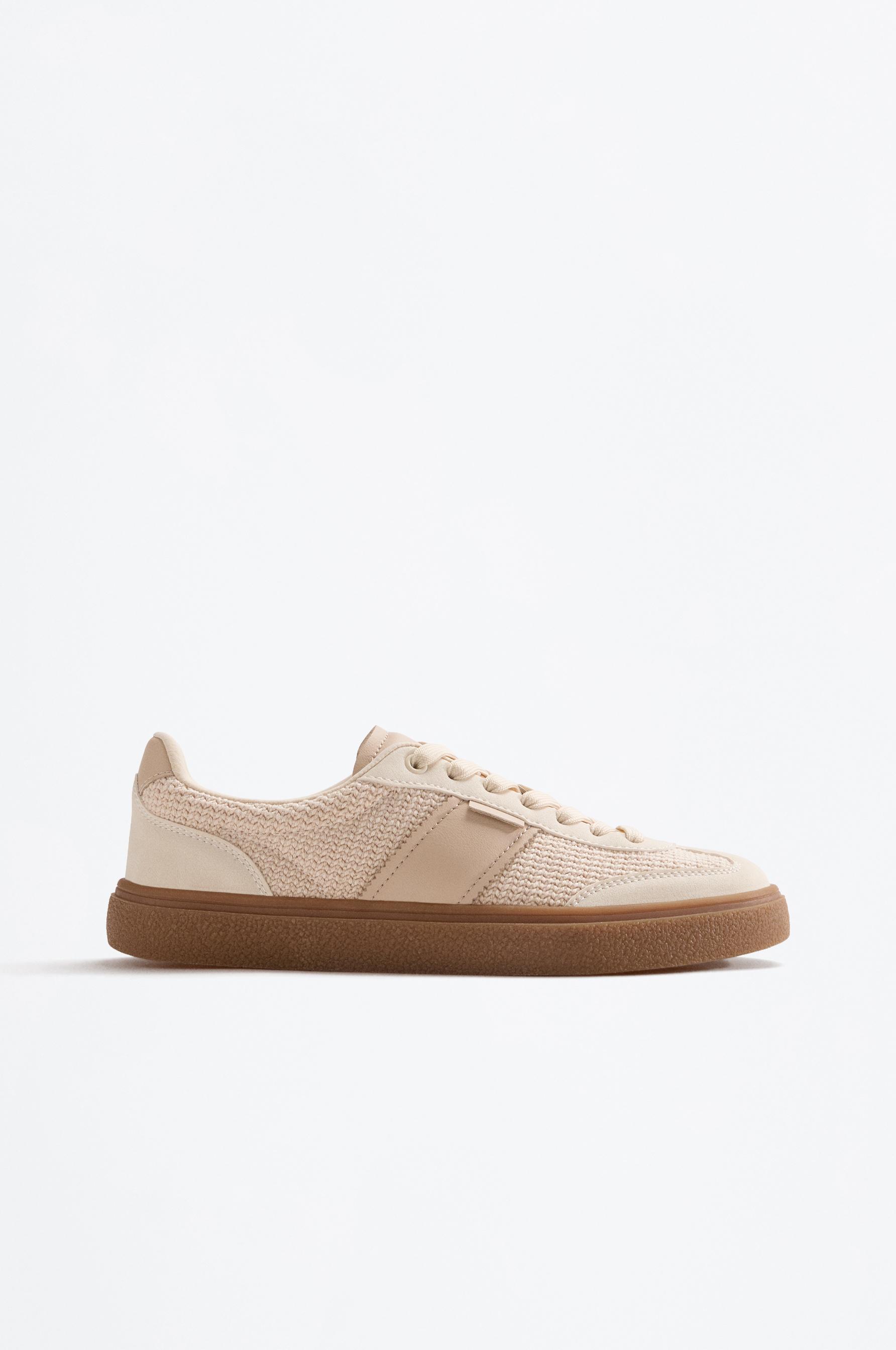 ZAPATILLA RETRO
