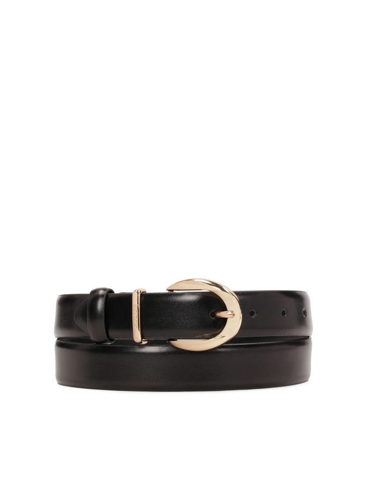 Smooth black belt with minimalist buckle