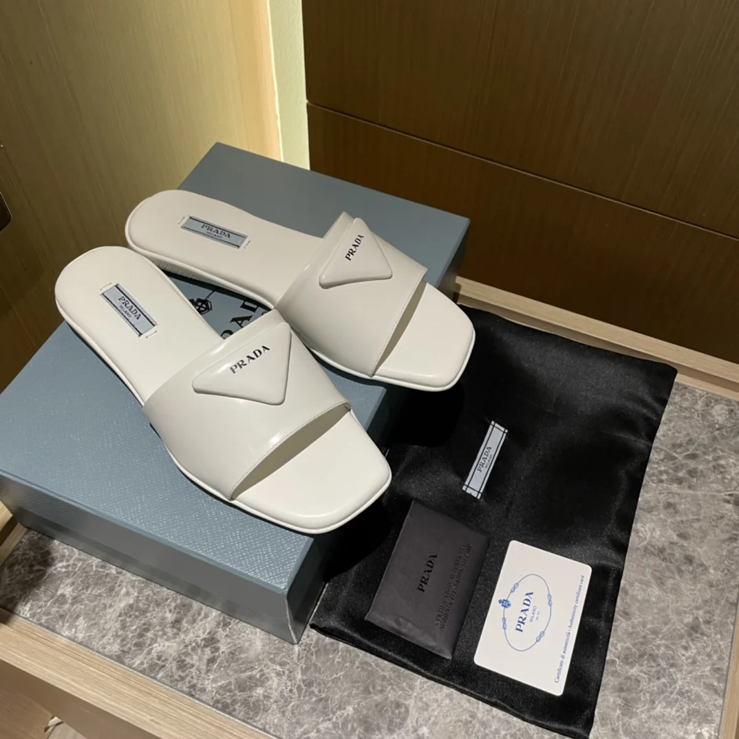 Prada  Bright Fat Slippers Fashion Sandals Slide