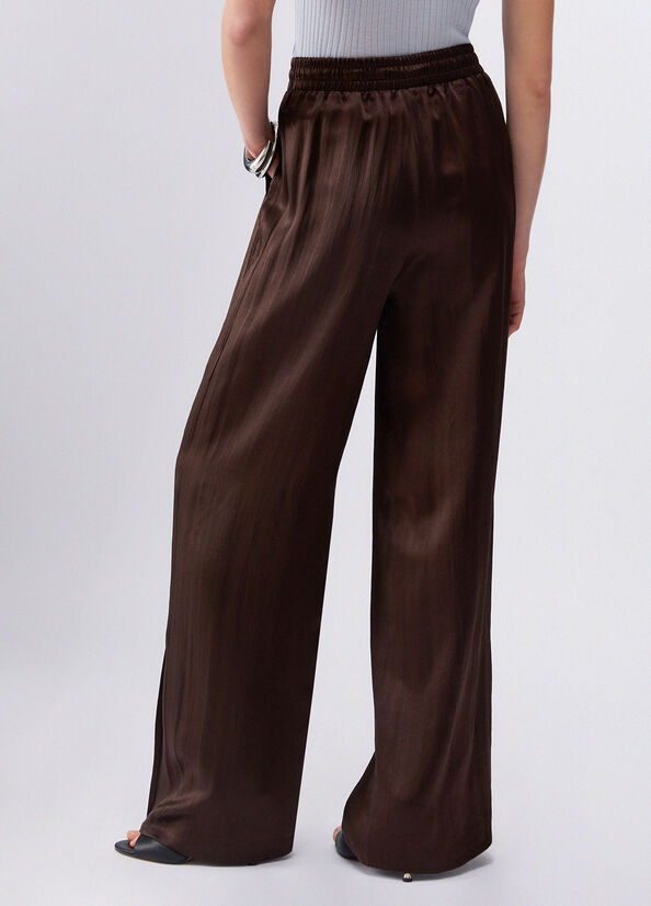 Pantaloni in raso con spacchetti