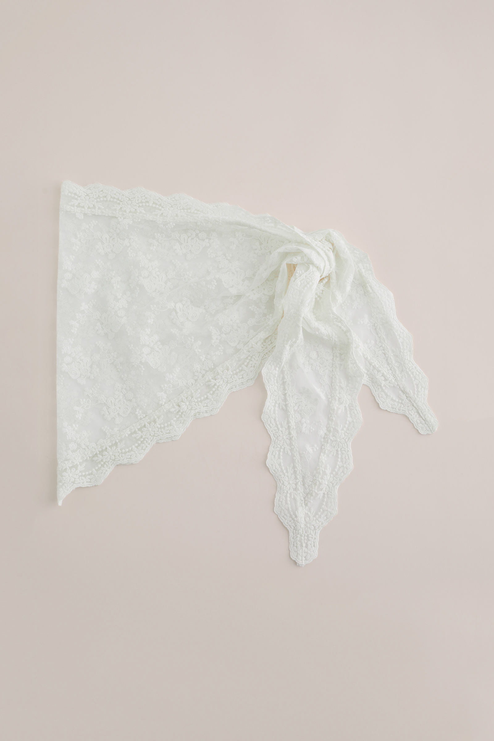 Dames sjaal van kant