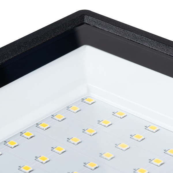 Naświetlacz halogen GRUNczarny LED 10W 800lm biały neutralny IP65 Miledo