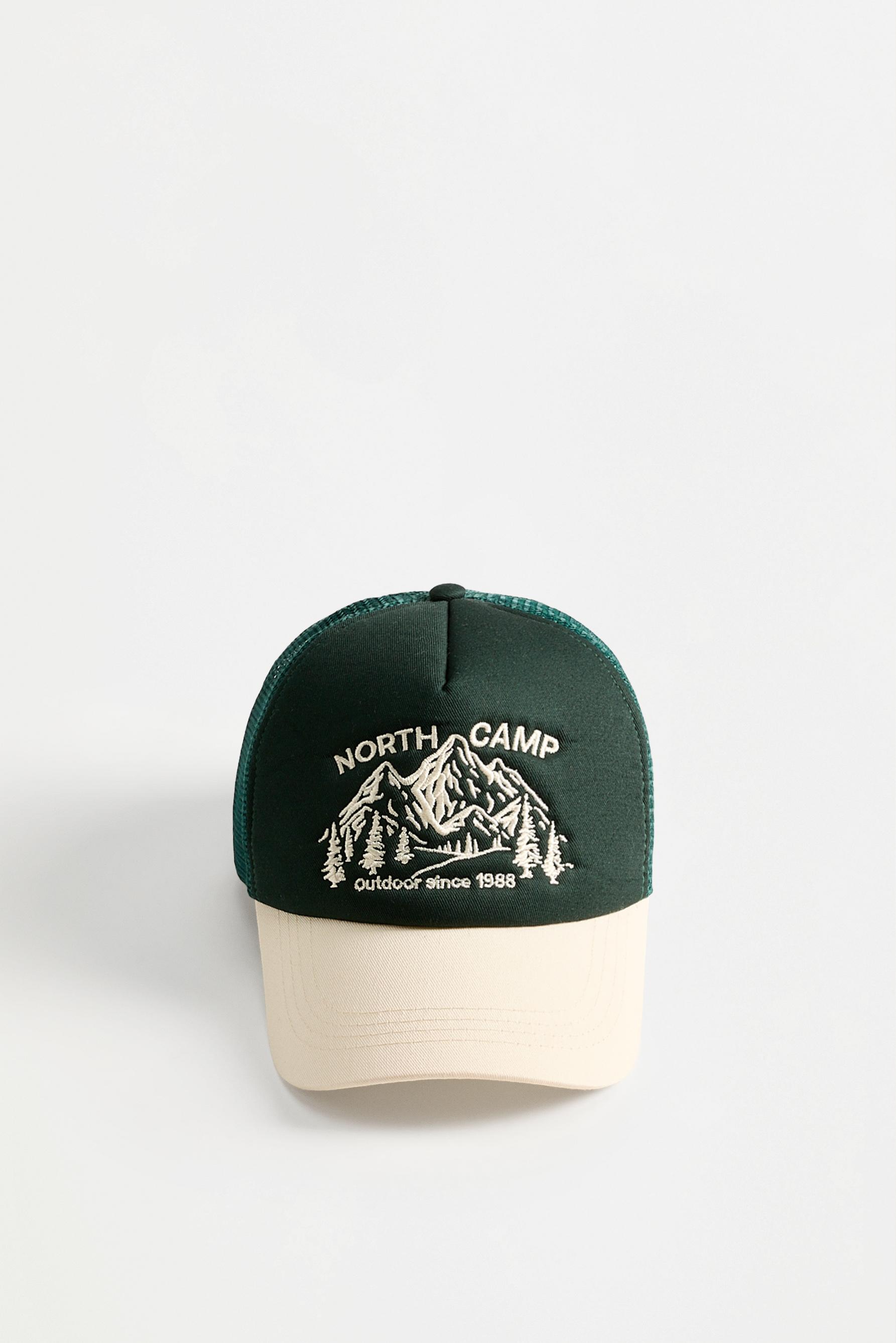 Gorra bordado montaña