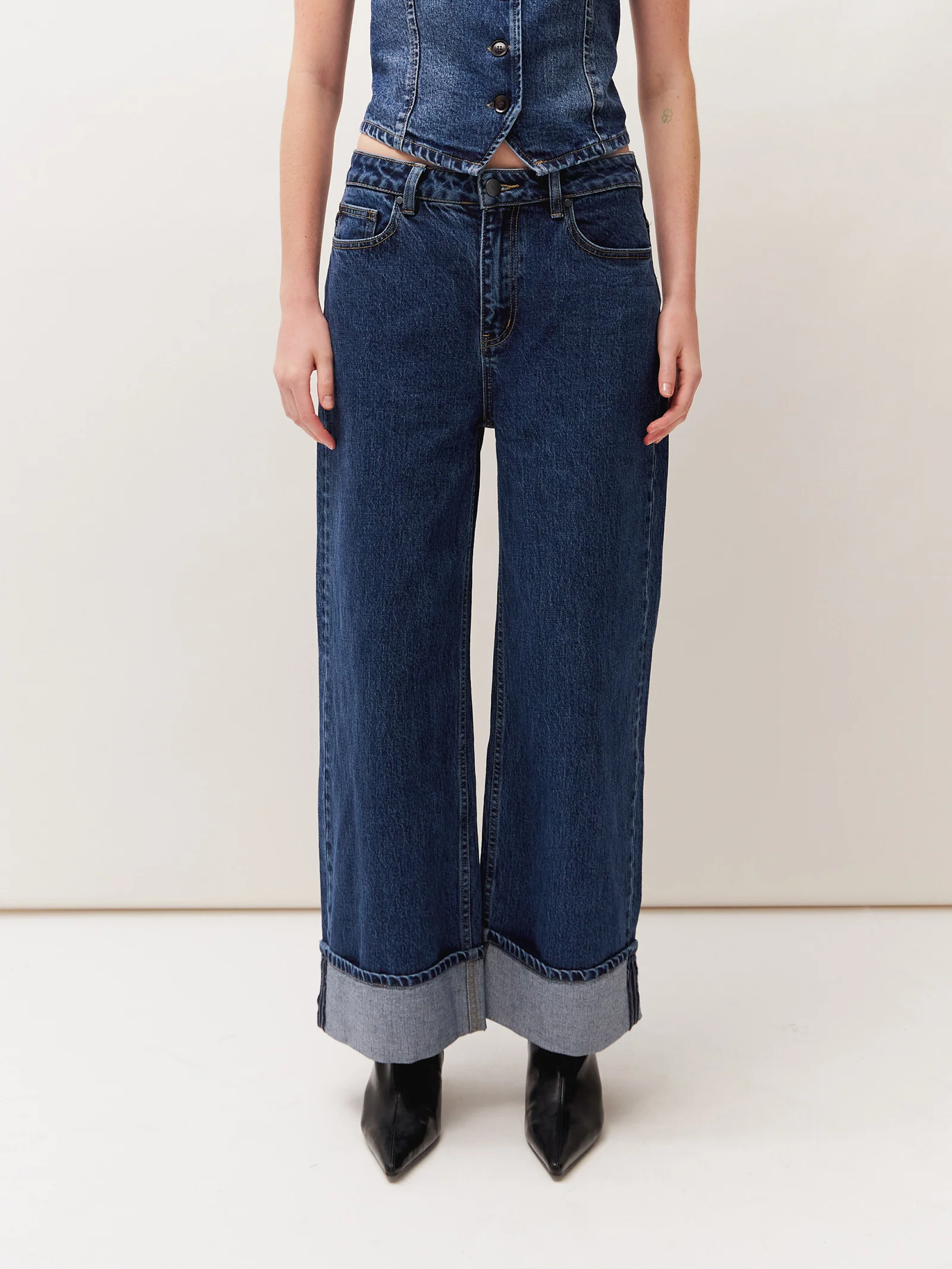 Tia Cuff Jean