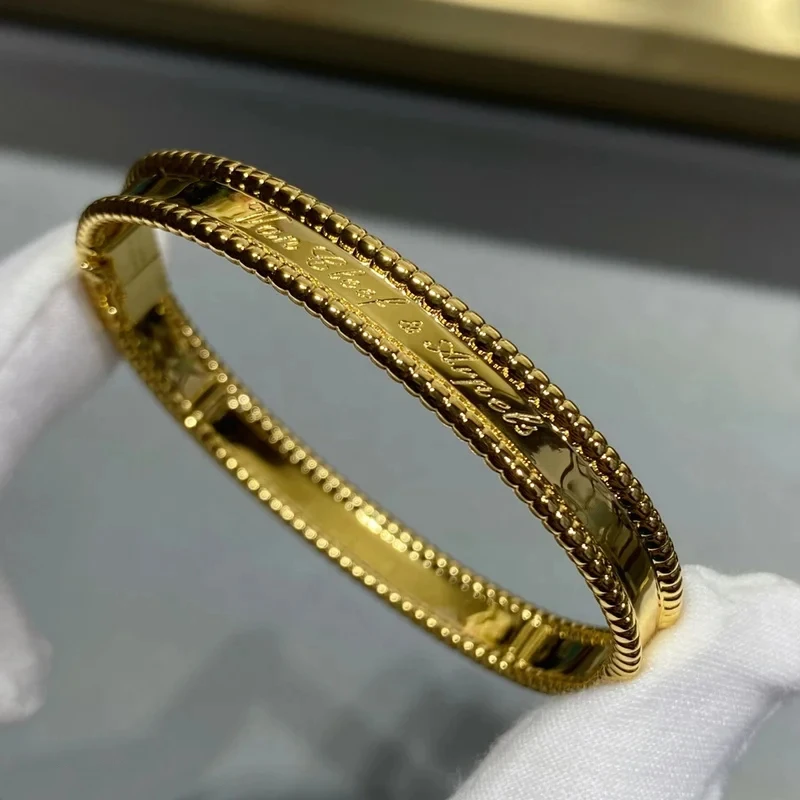 Van Cleef & Arpels bracelet