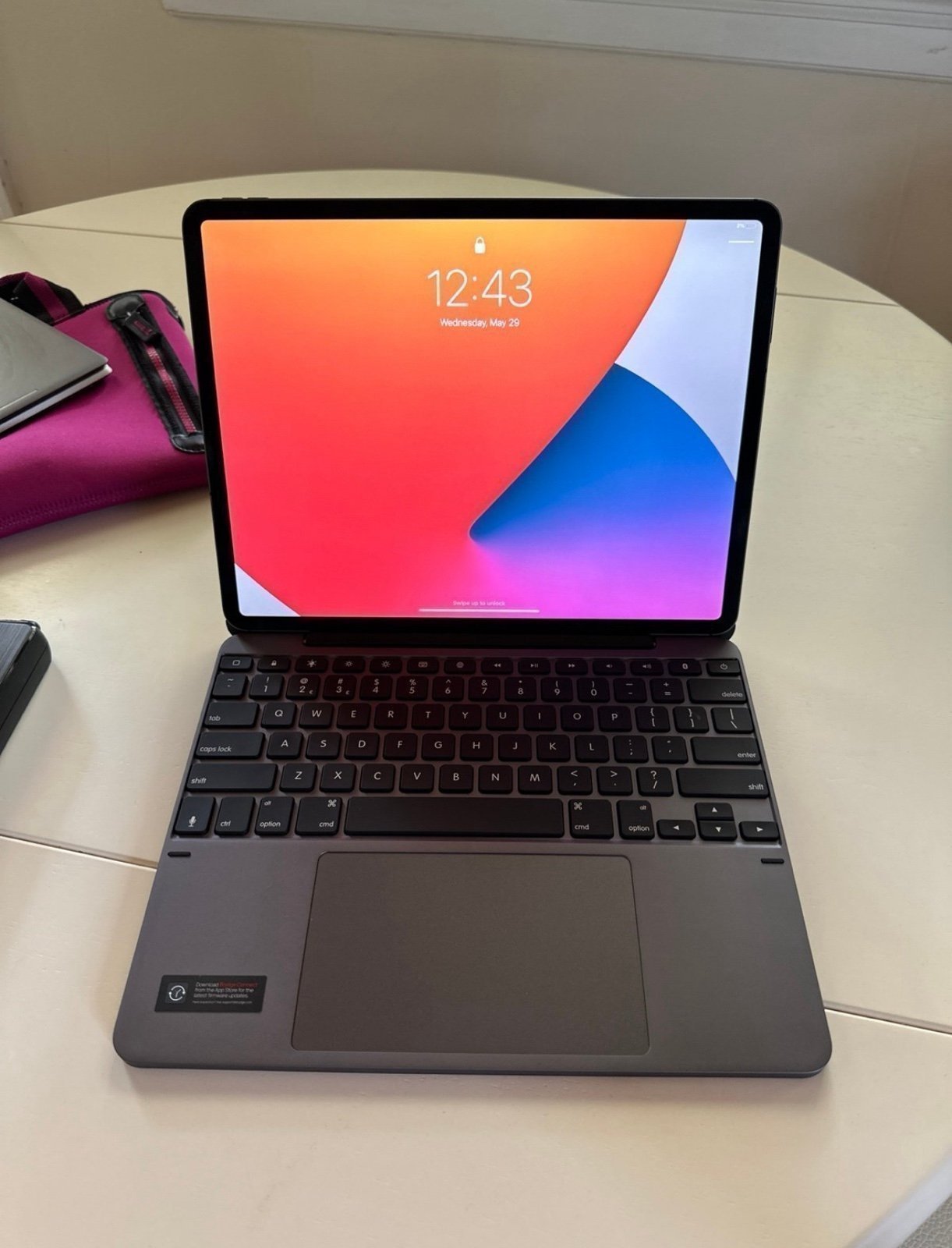iPad Pro 12.9 inch 4th gen 128G + keyboard