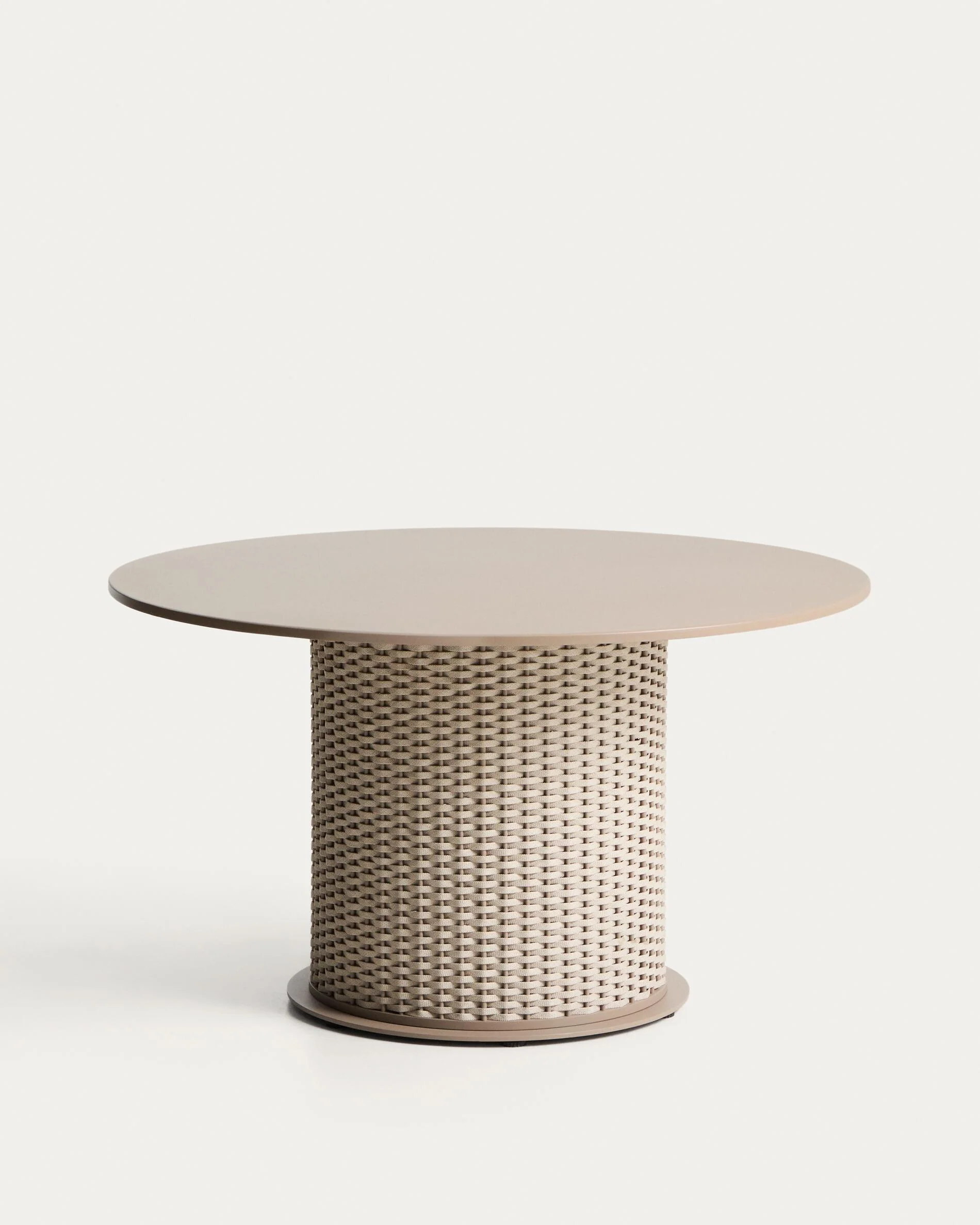Sedalis taupe outdoor table in aluminium and rope cord Ø135cm